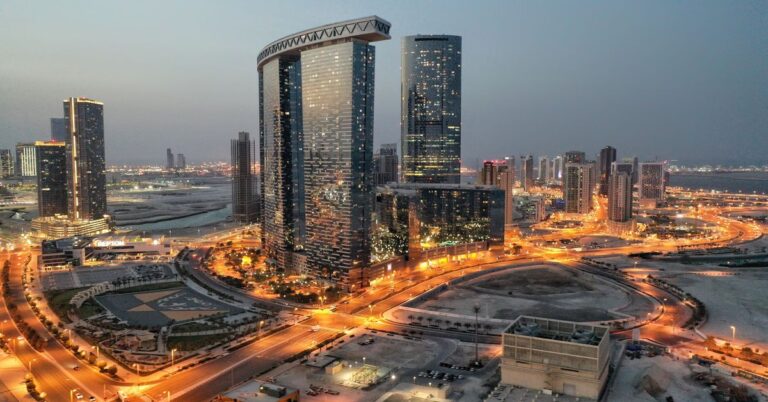 Abu Dhabi Enacts DLT Framework for DAOs, Web3, TradFi Firms